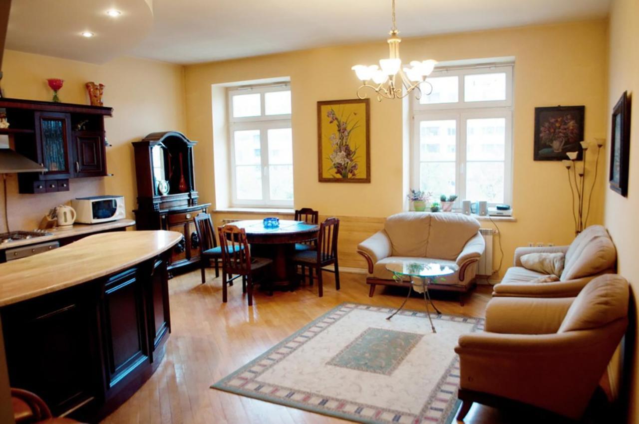 Two Bedroom Luxury Apartment Liov Exterior foto